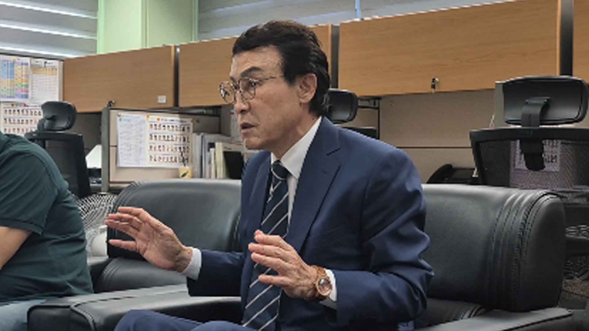 '측근 금전거래 의혹' 이남호 후보 측 