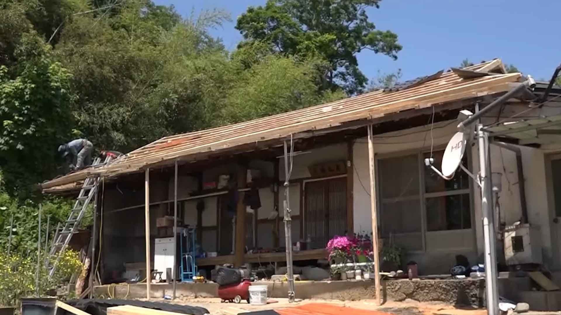 군산시, 취약계층 자택 형광등·백열등 LED로 무상 교체