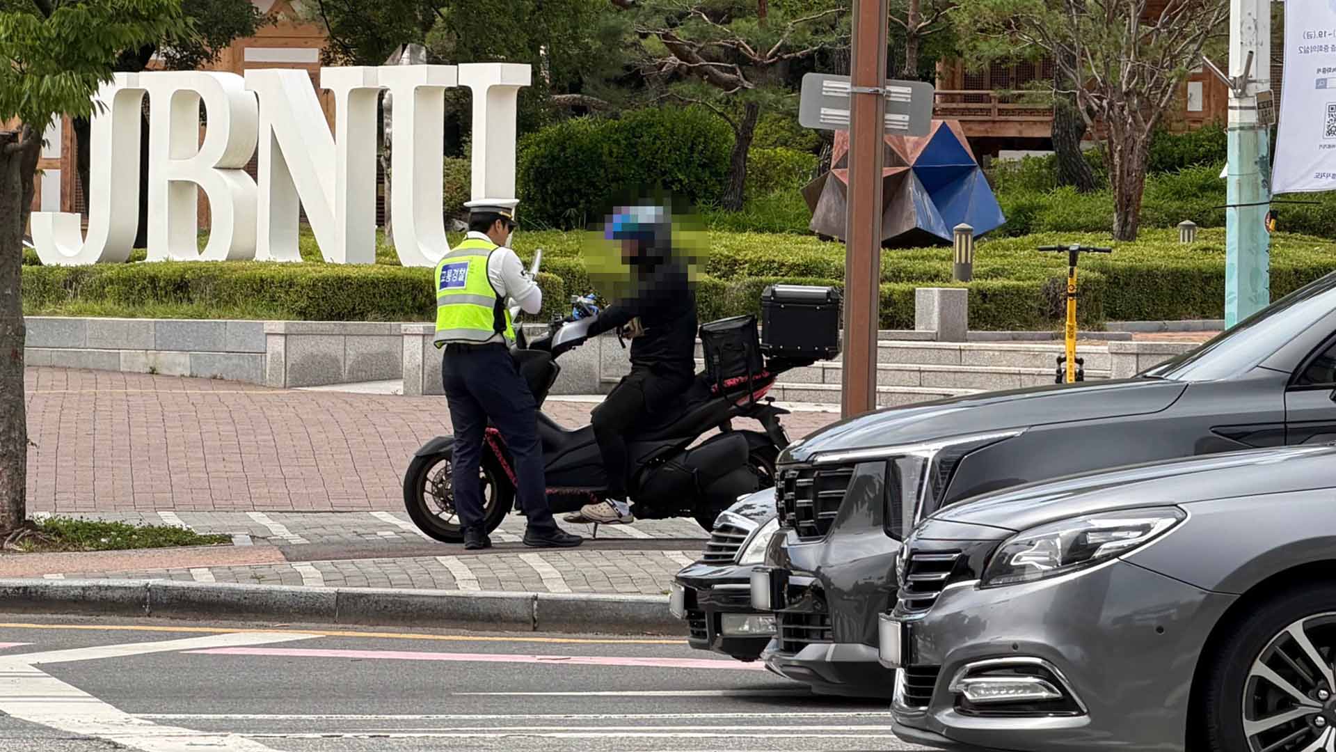 전주 송천동 소음신고 9건.. 무면허·안전모 미착용 적발 잇따라