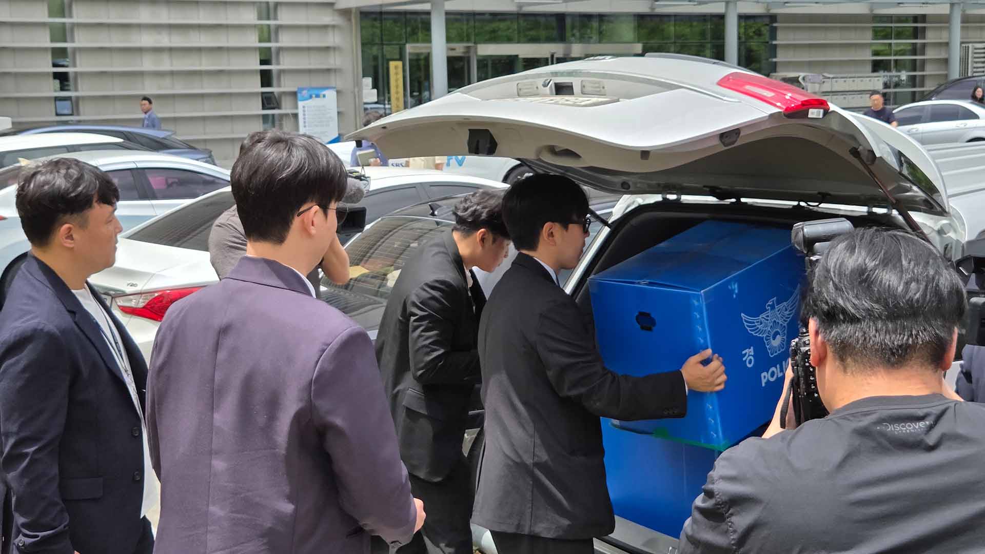 경찰, 완주군청 압수수색.. 