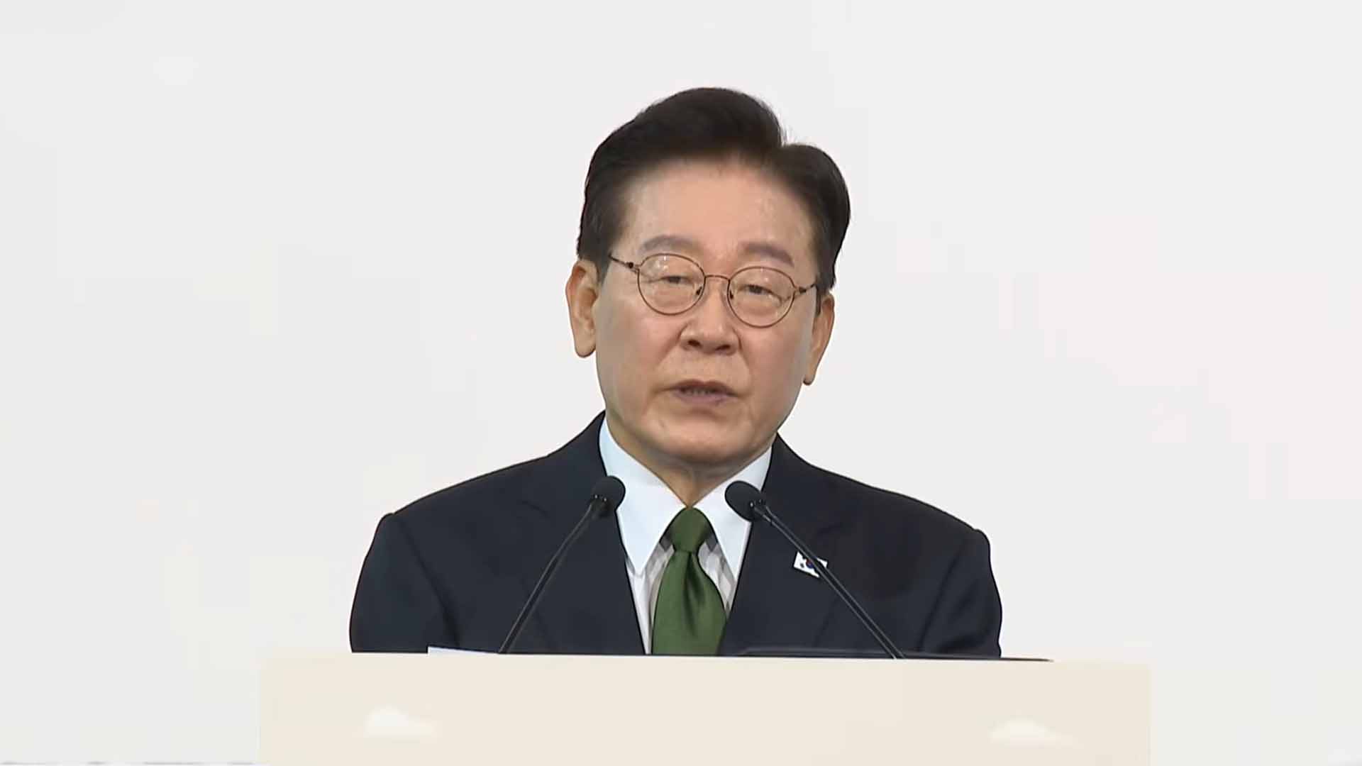이 대통령 ‘긍정 평가’ 다시 하락.. 취임 이후 최저 [NBS]
